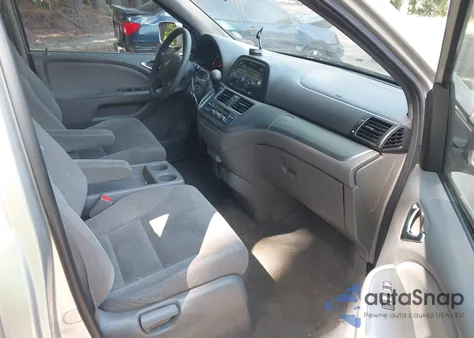 2008 Honda Odyssey Ex z USA, uszkodzony, nr VIN 5FNRL38468B036313